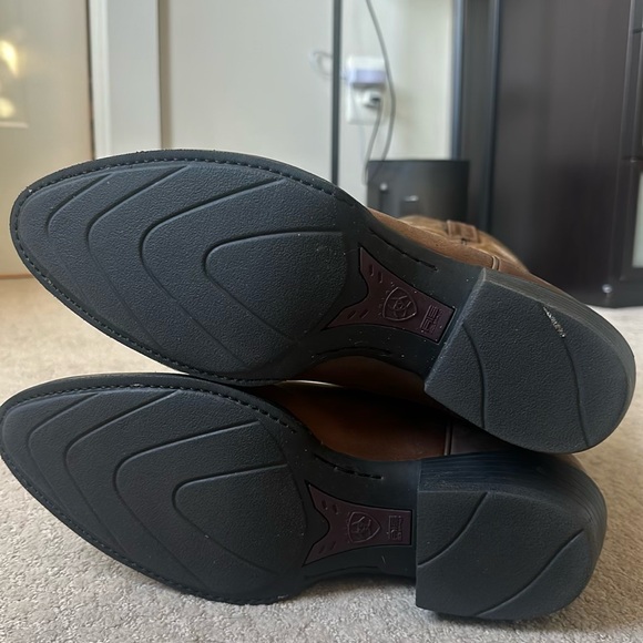 Men's Heritage Ariat Boots - Picture 1 of 4